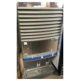 ICE MACHINE AND DISPENSER