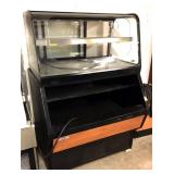 HOT AND COLD MERCHANDISER