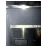ICE MACHINE