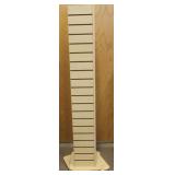 SLAT WALL DISPLAY RACK