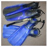 DIVING FINS AND SNORKEL