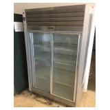 GLASS DOOR COOLER (onsite guarantee)