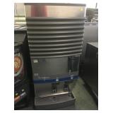 ICE MAKER/DISPENSER