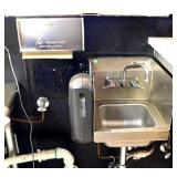 SS HANDSINK