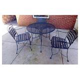 OUTDOOR TABLE & CHAIRS