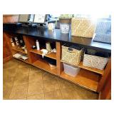 WAITRESS SERVICE COUNTER