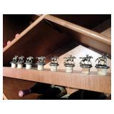 BOTTLE STOPPERS