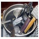 ROUND INSERT OF UTENSILS