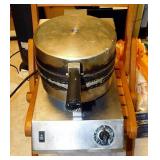 WAFFLE CONE BAKER