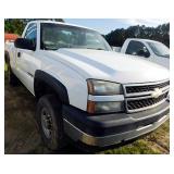 2006 CHEVROLET 2500 HD (4X4) REGULAR CAB PICKUP