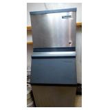 ICE MACHINE