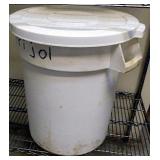 FOOD STORAGE CONTAINER