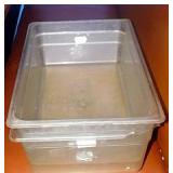 SQUARE FOOD STORAGE CONTAINERS