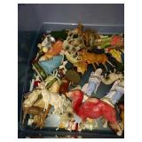 Tote of figurines Tote of figurines