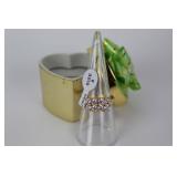 Gold Colored Size 8 Ring with Gift Box Gold Colored Size 8 Ring with Gift Box