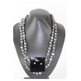 Freash Water Pearl Necklace with Matching Earrings Freash Water Pearl Necklace with Matching Earrings