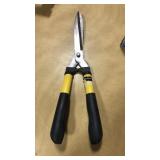 Hedge Shear Hedge Shear