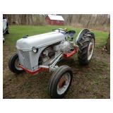 Ford 9N Tractor - Starts & Runs