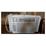 Perfect Aire Window Air Conditioning Unit