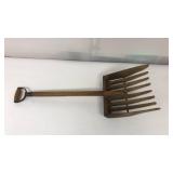 Antique Straw Shovel