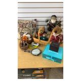 Baskets, Stuffed Toys, Santa, Pillow, Etc