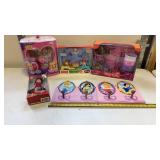 Wall Clothes Hanger/ Fisher Price Little People/