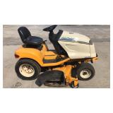 Cub Cadet HDS3185, Lawn Tractor