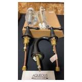 Aqueous Bath Sink Fixture