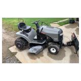 Craftsman LT 2000 Mower W/ 42" Deck & Push Blade