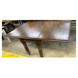 Early 6 Leg Gate-leg Drop Leaf Table