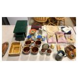 Box lot of Collectibles