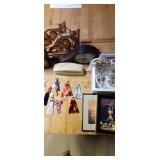 Marilyn, Scarlet, Native Pictures, Phone Desk