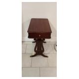 Small End Table with 1 Drawer