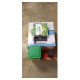 Aerogarden w/Pods, Plant Food, Insect Killer