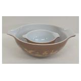 Pyrex Bowls -444 Large & Small