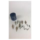 8- Razorback Broadheads w/Parts
