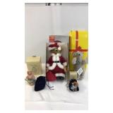 2 Steiff Bears and 2 Robert Rakes Carving