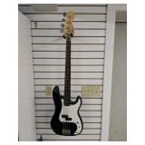 Squier P-Bass by Fender