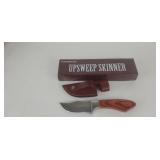 Upsweep Skinner w/Sheath