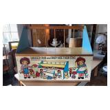 Raggedy Ann and Andy Wooden Toy Chest