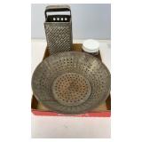 Vintage Kitchen Grater and Colander with oster