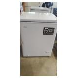 New Danby Chest Freezer (Scratch & Dent)