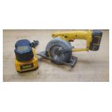 Dewalt 18 Volt saw with Battery and Charger