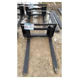 Pallet Forks with Adjustable Width