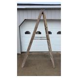 Wooden Step Ladder