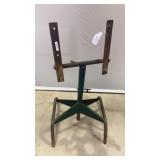 Adjustable Tool Holder