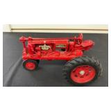 Ertl Farmall toy Tractor Metal