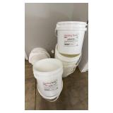 Plastic Bucket Lot w/Lids