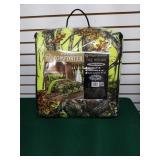 Reversible Queen Size Comforter