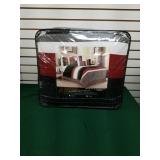 Luxury 7 Piece Queen Size Comforter Set